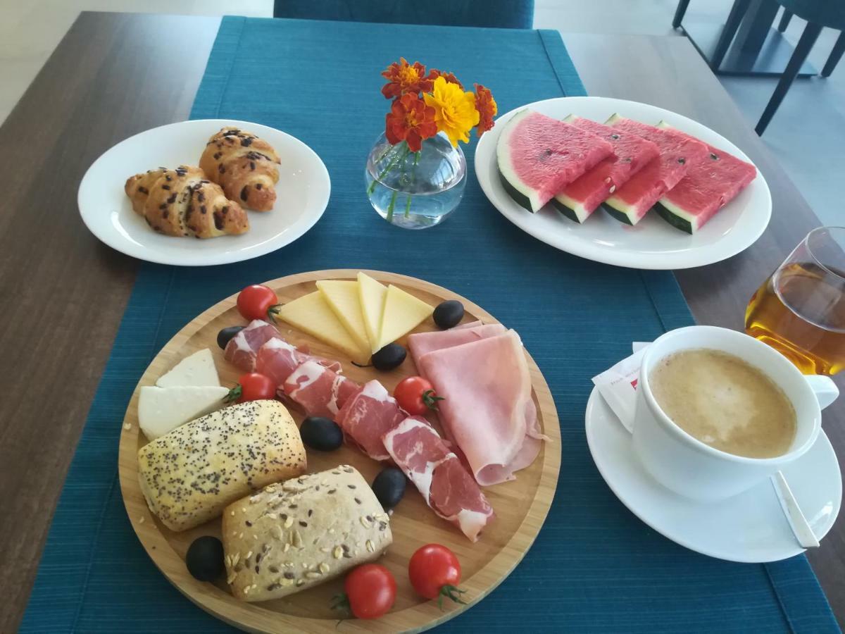 Corona B&B Nocleg ze śniadaniem 4*